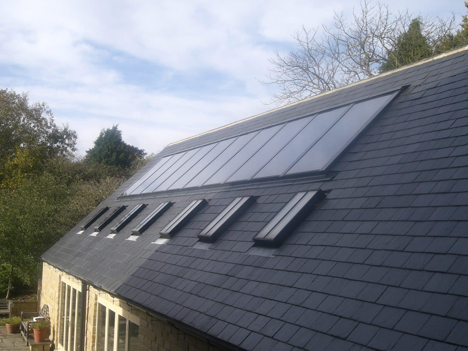 solar-panels-roof
